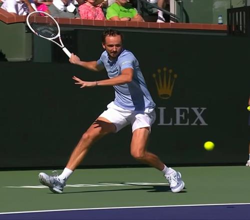 梅總賜阿卡賽季首敗迎奪冠利好消息，梅辛決被稱完美陽光雙冠較量