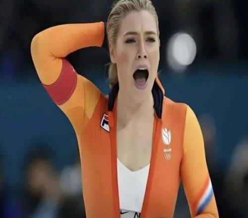 奧運(yùn)冠軍“拉拉鏈露胸”，讓耐克繃不住了！