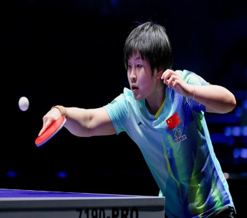 32拒絕逆轉！中國女乒19歲新星崛起：孫穎莎幫手進化更狠辣