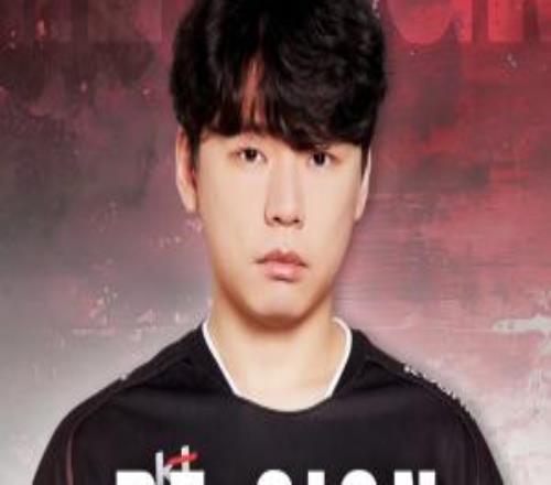 KT官方：与教练Spark、Lilac达成续约