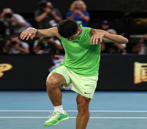 還說阿卡浪大機會把握他可是史上獨一檔！