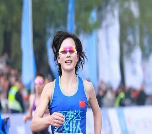 最后10米被反超，乐山双遗季军叶瑞：规则下的“异类”跑者