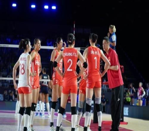 女排世锦赛：中国女排30战胜多米尼加女排，小组第一晋级八强