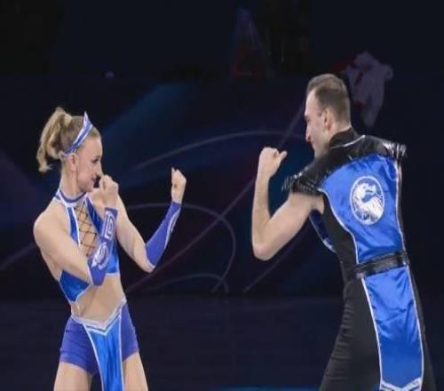 選手慶祝首枚冬奧獎牌竟上演現(xiàn)實版《真人快打》?