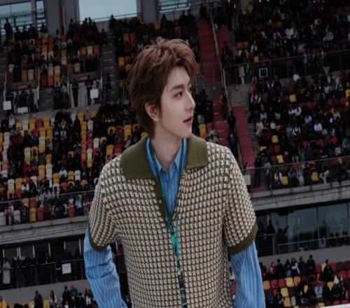 來大拉表了！F1最佳觀賽造型你選誰