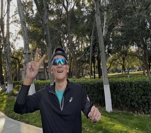 運動品牌CEO，爭著踏上馬拉松賽道