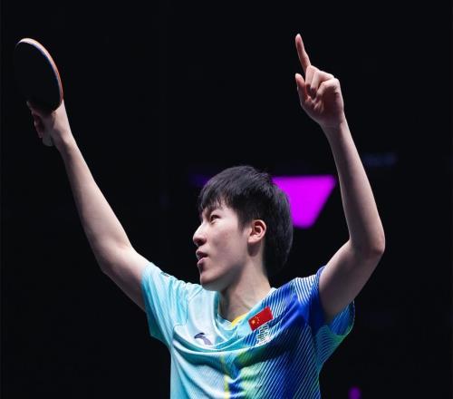 31掀翻世界第2！國乒19歲1米86黑馬新星躥升：連贏奧運冠亞軍