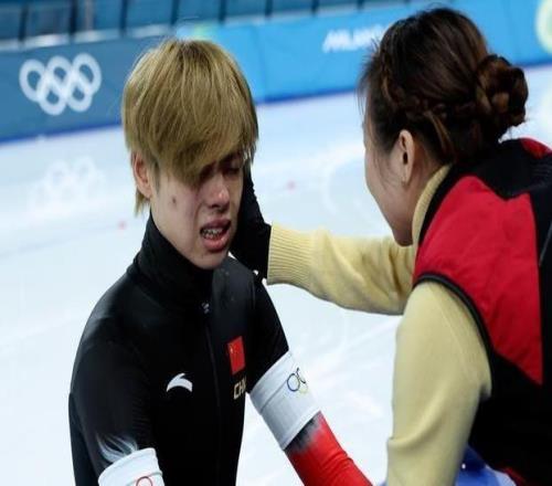 不只是相信“相信的力量”速滑團(tuán)體追逐奪牌的背后