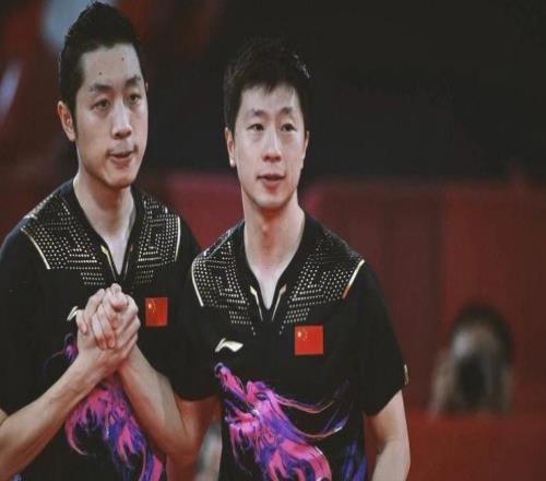 淚目！馬龍許昕亮相成都助力國乒集訓(xùn)，王楚欽林詩棟再蛻變