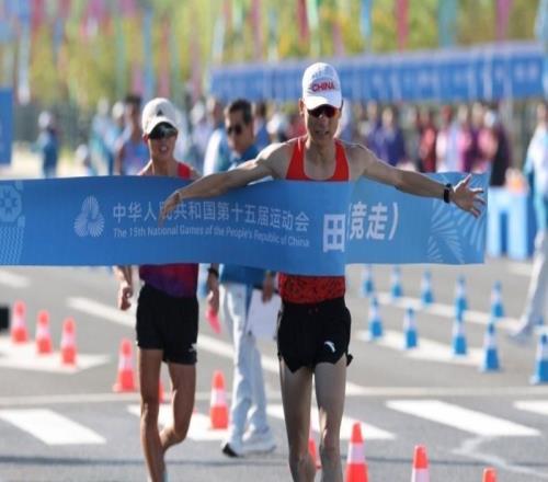 十五運田徑首金珠海誕生！云南名將張俊男子20公里競走奪冠