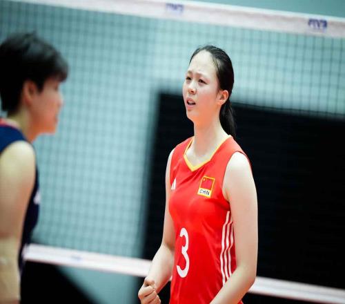 轟16分連勝！中國女排又一18歲1米92接應崛起：未來接班龔翔宇