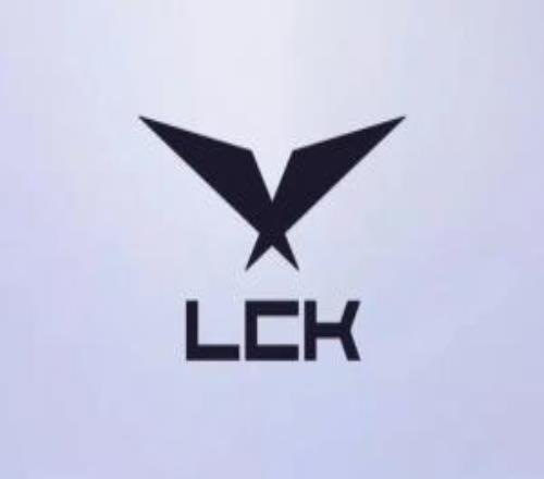 妥協(xié)了LCK今日公布年度最佳榮譽此前韓媒曾爆料要在年底公布