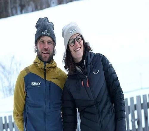 冬奧滑雪現(xiàn)場驚現(xiàn)一匹“狼”！嚇壞選手還差點奪冠