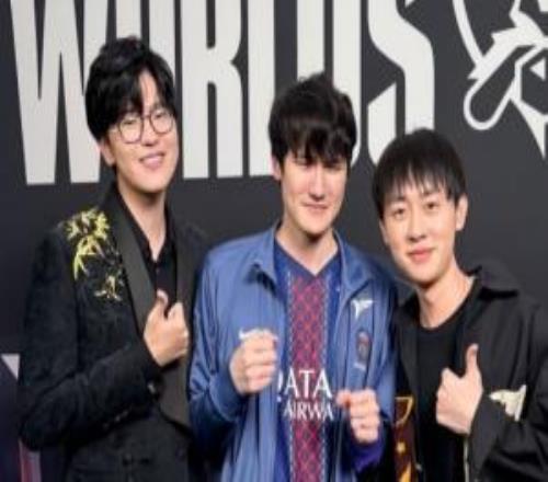 給我抽的簽太爛了！Karsa更新社媒曬出與JiejieMing合照：仇人+2
