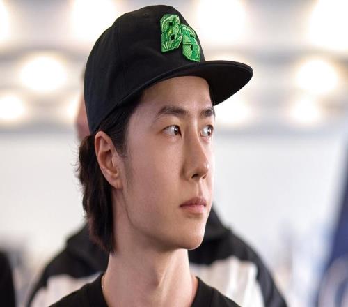 攜手王一博，UNDEFEATED引流賽車潮流