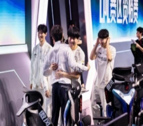 戰(zhàn)勝JDG！IG賽后返圖：投之亡地然后存，陷之死地然后生！