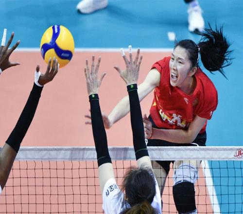 轟30分+關(guān)鍵分制勝！中國女排23歲1米89MVP閃耀：進決賽沖兩連冠