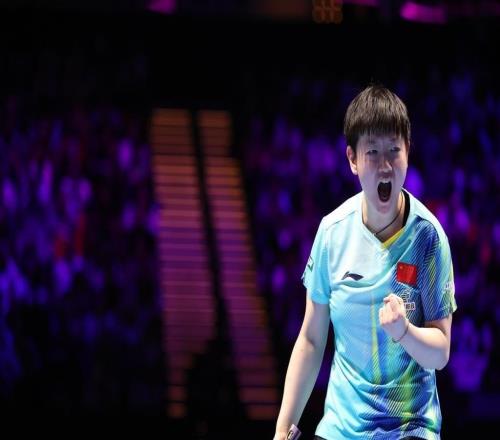 大心臟！孫穎莎決勝局逆轉(zhuǎn)漢娜高達(dá)，晉級世界杯四強(qiáng)