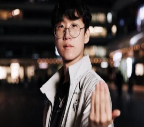 韩网议GEN扳平比分:中华没尺但有HopeKiin就是现在的一皇