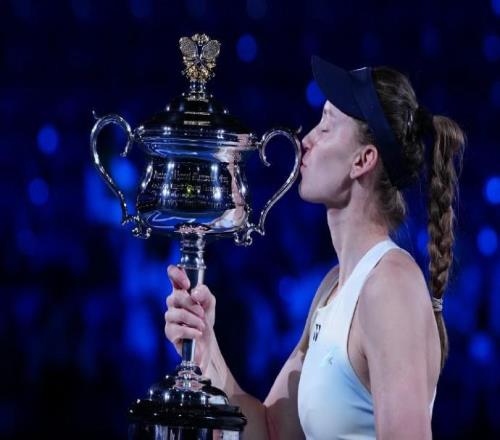 強(qiáng)！兩位媽媽級(jí)球員位居前十