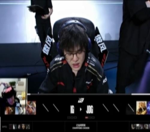 Jiejie：第一把没Ban奇亚娜空城计吗第二把JDG不Ban只能自己Ban