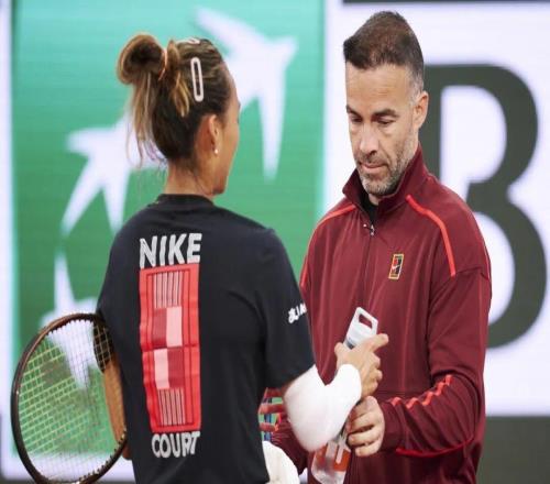 鄭欽文取關(guān)功勛教練里巴，師徒關(guān)系再生變數(shù)