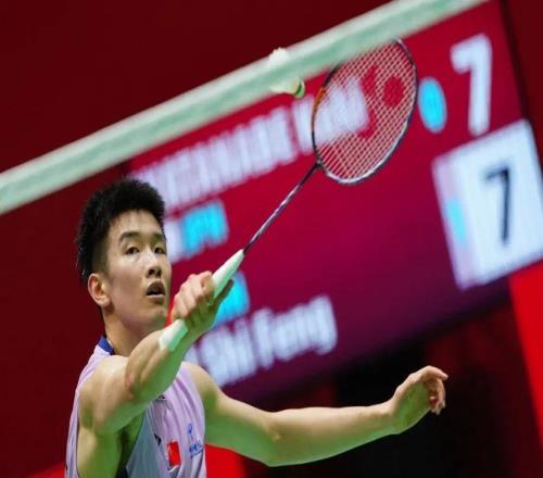 中国香港公开赛：李诗沣独闯八强，国羽锁定多个四强席位