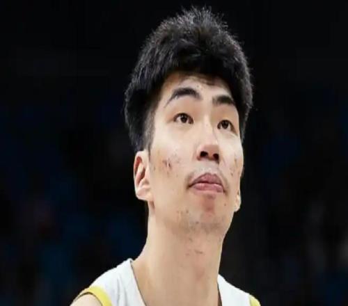 余嘉豪签西甲后采访！保持针对训练提升综合能力，保持绝对上进心