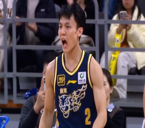 来了！广东队本土阵容第一笔签约，CBA顶级“3D”锋卫驰援杜锋！