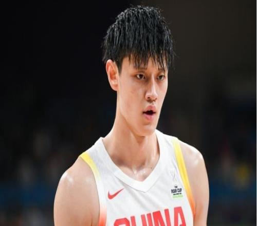 北京男篮官方确认曾凡博签约篮网送祝福首钢永远是最坚强后盾