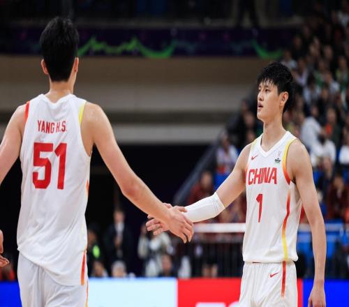 诸多年轻人冲击NBA+留洋！你认为中国男篮几年内能重返奥运