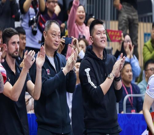 超级外援真要来了曝广东宏远大手笔，在NBA都可以打首发