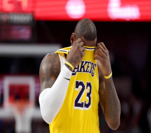 NBA评新赛季西部十大球星：强如詹姆斯仅排第九，库里第五