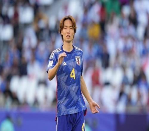 意媒：佛罗伦萨有意门兴的日本后卫板仓滉、前曼联后卫林德洛夫