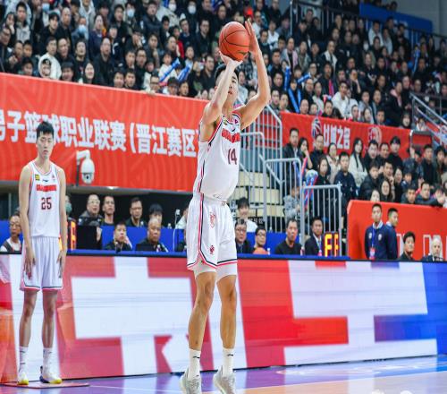 CBA夏联：北控仅得47分惨败广东26分朱松玮11中1张文逸三分7中5