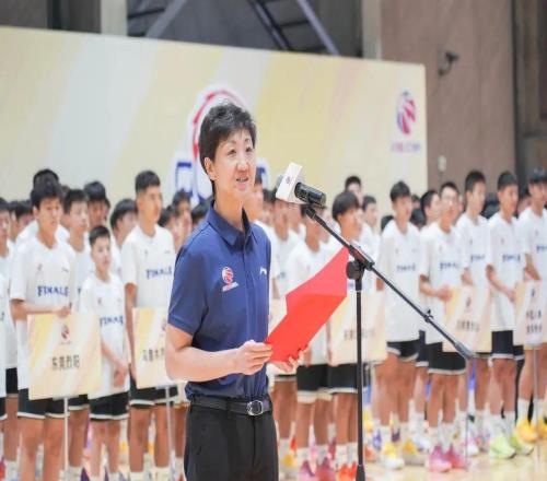 少年CBA全国总决赛在北京首钢园热血开战！CBA篮球公园落户首钢园