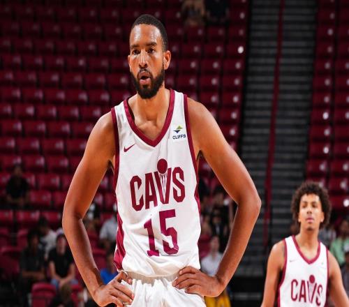 告别NBA！官方：以赛亚莫布里正式加盟土耳其俱乐部马尼萨
