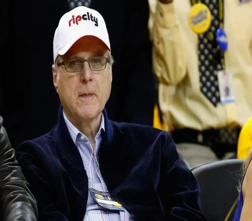 突发！NBA再卖一支球队，杨瀚森前景堪忧，新老板曾歧视黄种人
