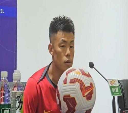谭龙：我们明天唯一的目标就是拿三分我的伤势基本上痊愈了
