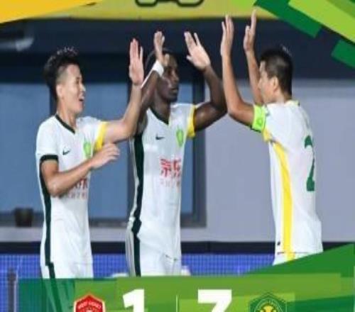 中超联赛第21轮，北京国安客场3比1战胜青岛西海岸