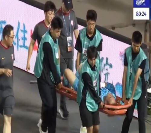 博主：长春亚泰门将吴亚轲重伤，很可能缺席本赛季剩余的比赛