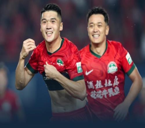 国安02爆冷、申花遭33绝平！中超积分榜一夜洗牌：争冠格局变天