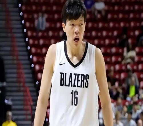 杨瀚森增重4公斤，球迷纷纷表示担心！