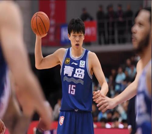 杨瀚森太幸运了！培养费不够伙食费，上海却因姚明索要3000万美元