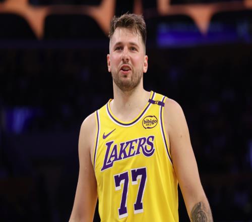无论发生什么我都不会被交易！盘点NBA现役5大非卖品东契奇上榜