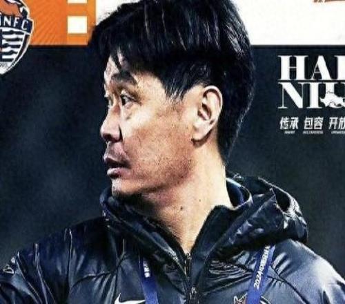 亚泰22绝平海牛，多打一人的海牛确实就是中甲水平