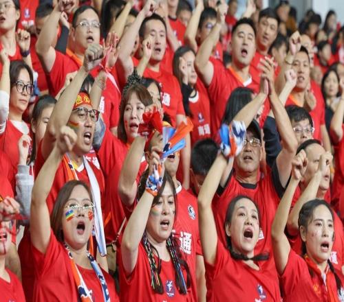 220万人抢3万张票！苏超总决赛中签率仅1%，欧冠都没这么难抢