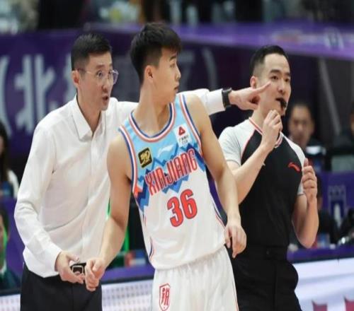 正式官宣！CBA顶级外援加盟新疆男篮，携手齐麟，刘炜冲击前四