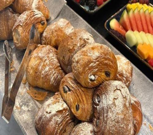 记者：热刺新球场在英国堪称顶级，曼联可参考热刺的成功经验