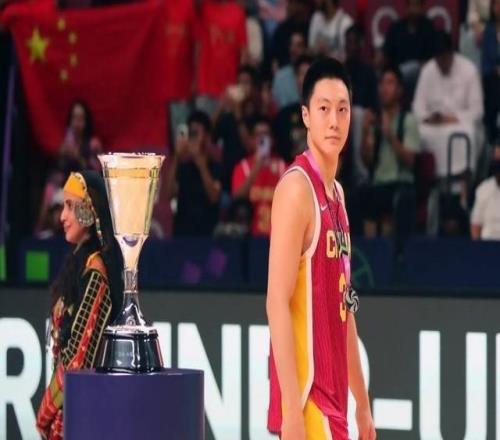 亚洲杯亚军为班底！中国篮协公示19人集训名单周琦张镇麟等人回归